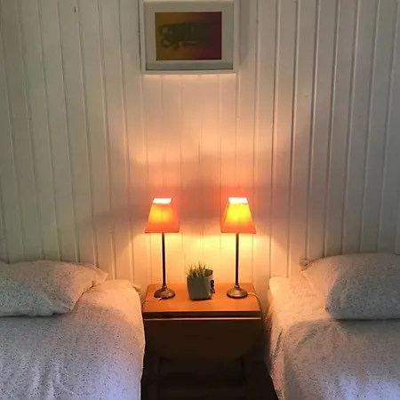Appartement Lovely 2 Bed Cabin With Indoor Fire Place. Ærøskøbing